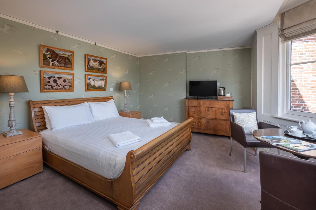 One Holyrood Hotel & Cafe Newport  Luaran gambar