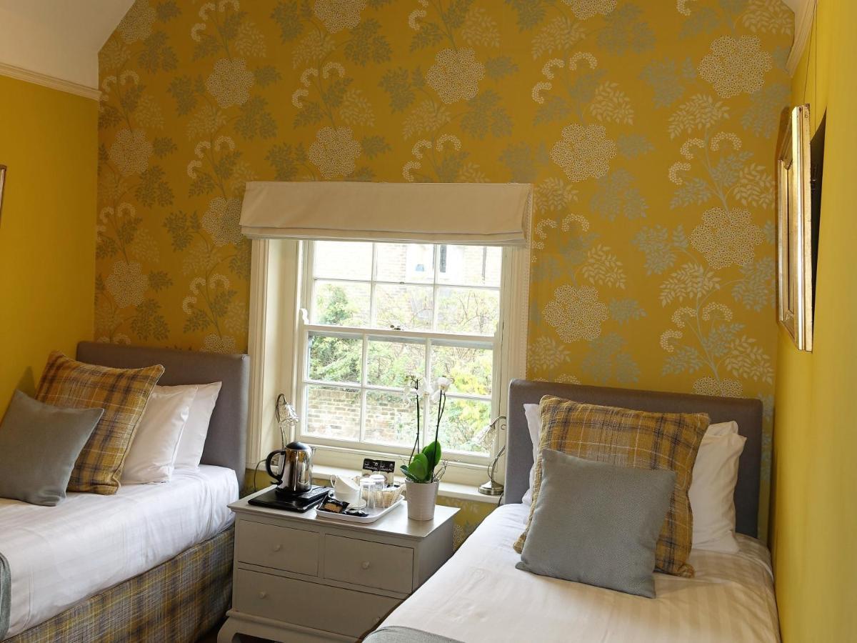 One Holyrood Hotel & Cafe Newport  Luaran gambar